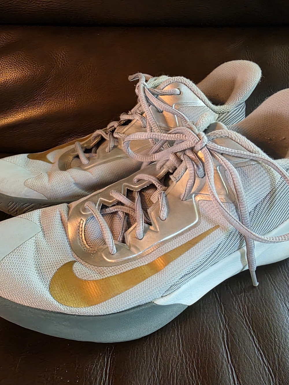 Nike Precision IV men's basketball shoes Size 8